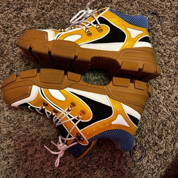 Gucci Flash Trecks yellow and blue lightly worn Size 7 - Picture 3 of 3